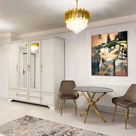 Happy Studio By Rh Living Bukareszt Zewnętrze zdjęcie